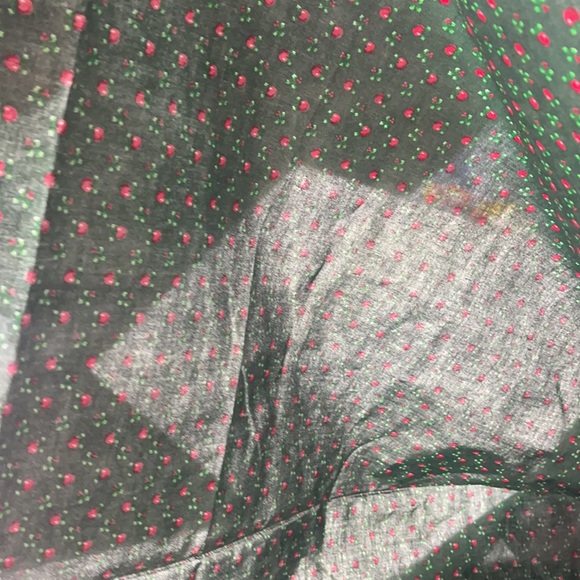 Large piece of Christmas fabric for crafts and sewing - Picture 4 of 7